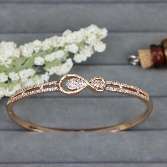 Elegant Rose Gold Infinity Design Bangle with Sparkling Stones, XPBL0489 - Picture 11 of 11